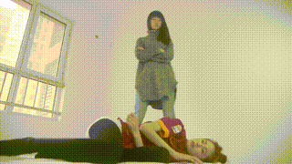 至尊LULU【女女】侮辱 校花儿大战之不打你，你骨头痒 G-NV-178