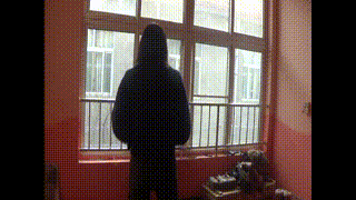 组织女打手吊打逃跑者