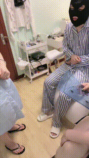 【梓夫人】姐妹花强制治疗恋物癖狗 bf29667