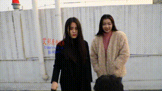天好冷 她更冷